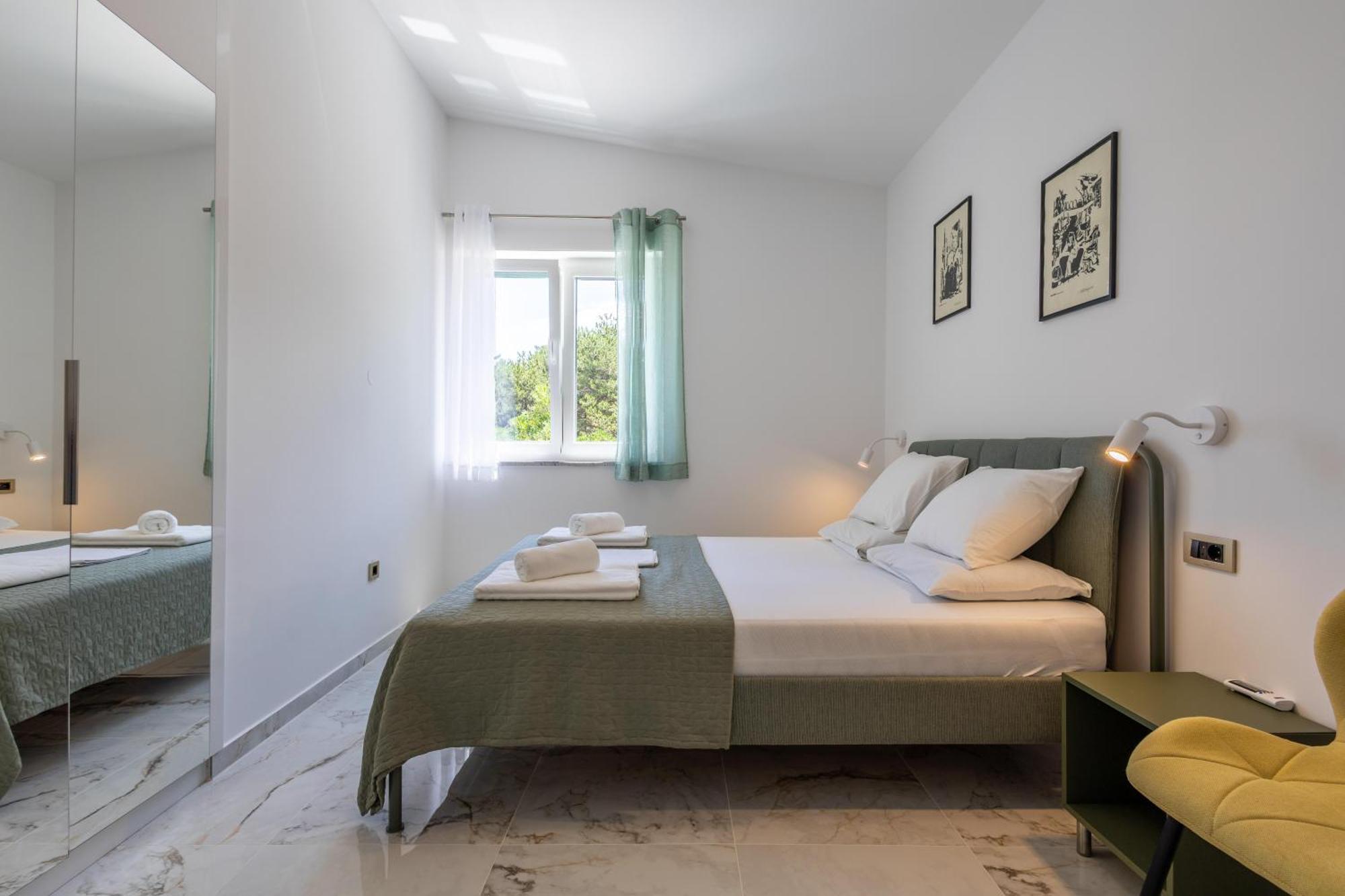 Villa Zlata - Holiday House バスカ エクステリア 写真