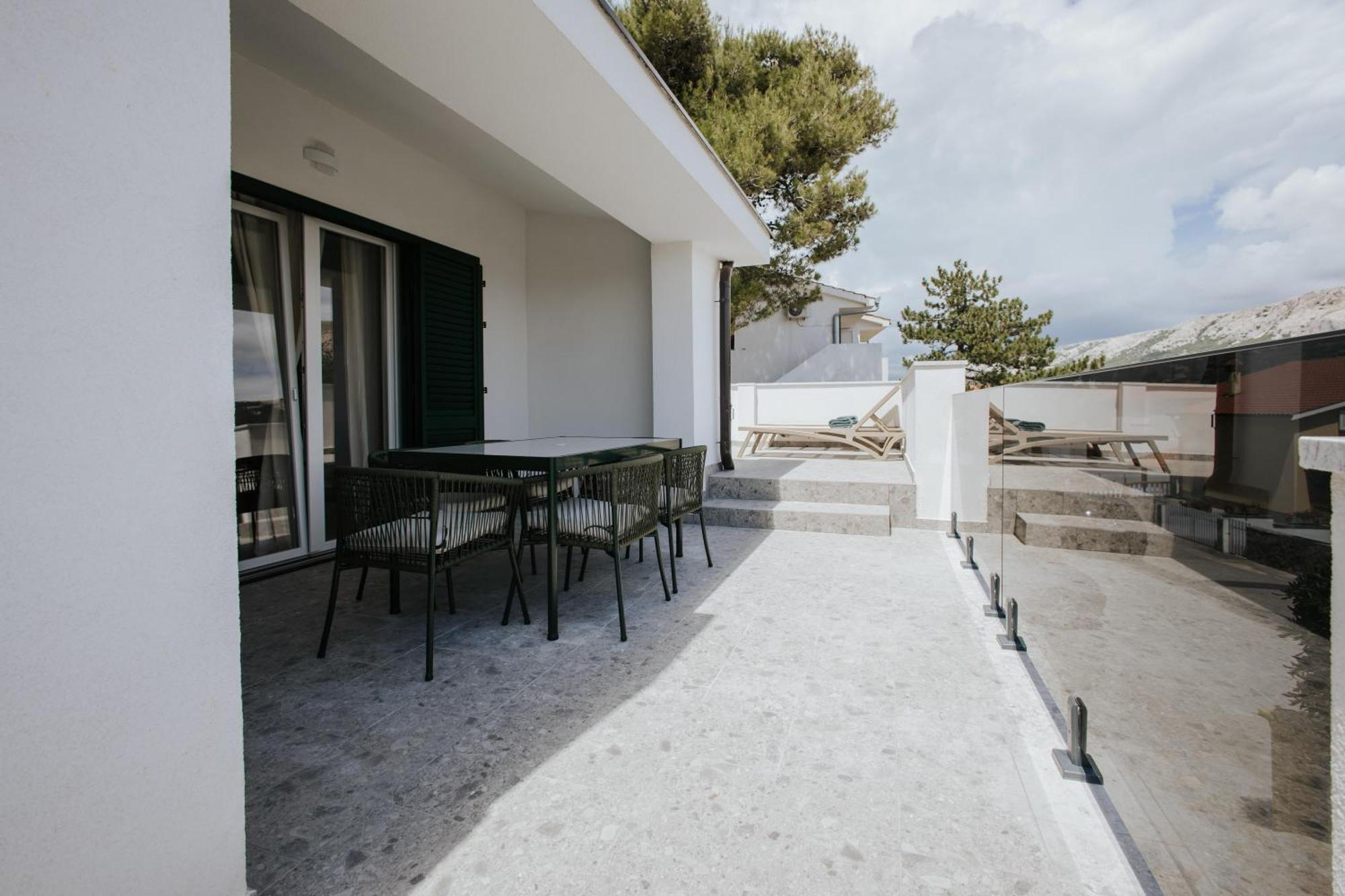 Villa Zlata - Holiday House バスカ エクステリア 写真