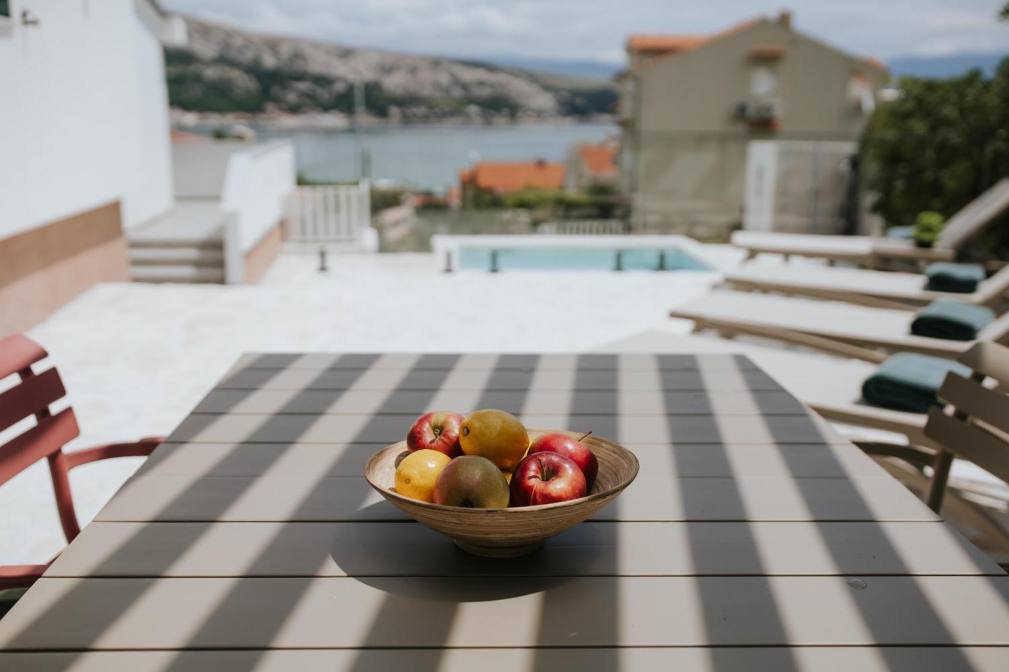 Villa Zlata - Holiday House バスカ エクステリア 写真